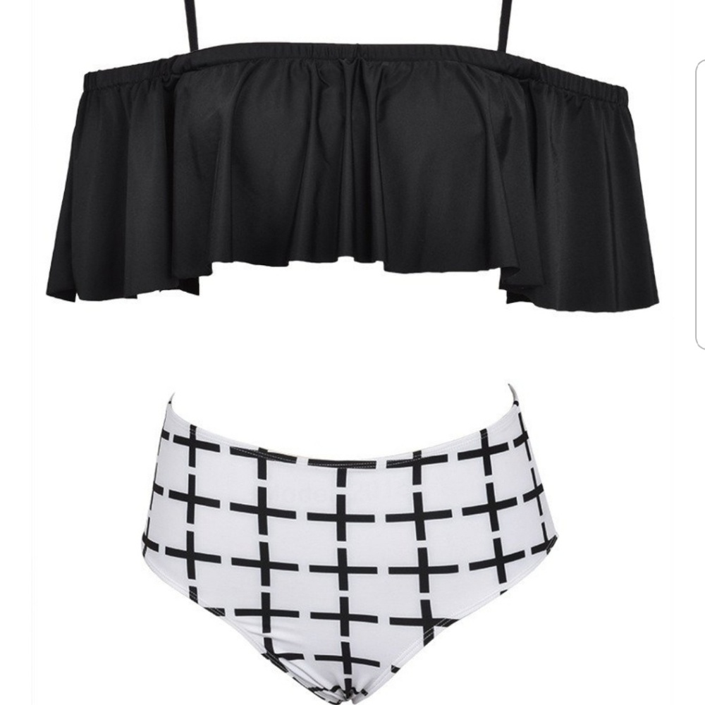 NEW black and white bikini set